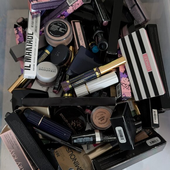 50 Piece Mixed Makeup Lashes Tools Younique It Cosmetics L'Oreal Bareminerals - Picture 2 of 9